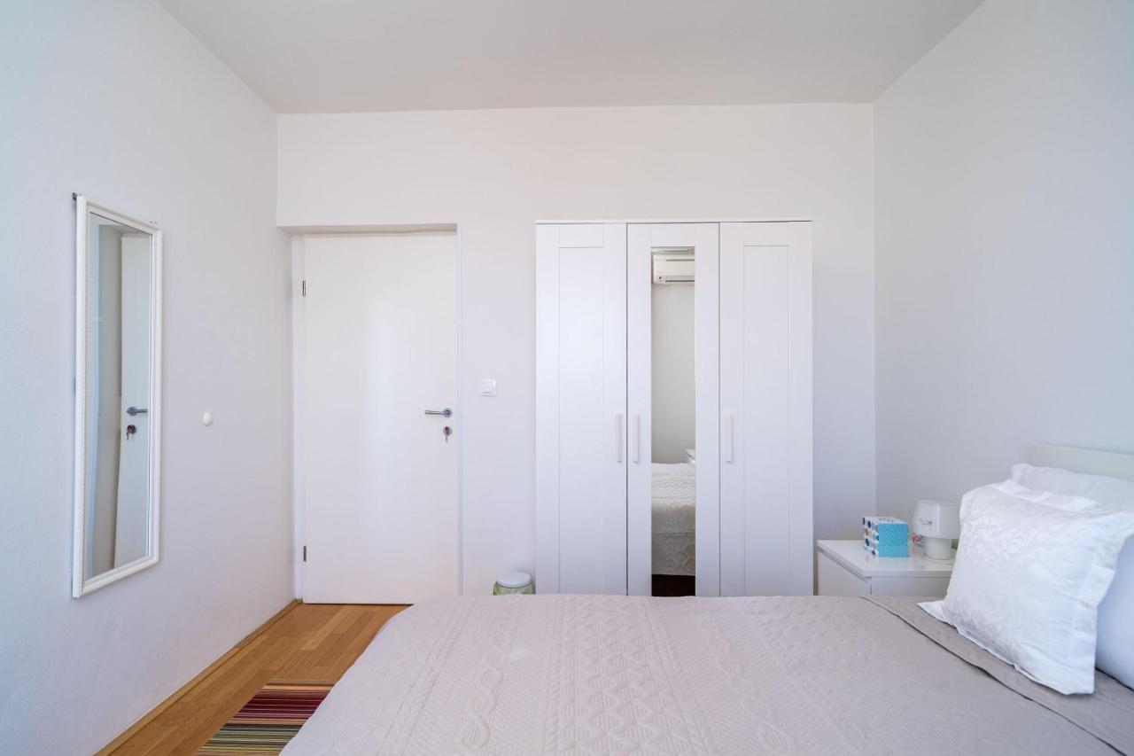 Guesthouse Slavka Дубровник Екстериор снимка